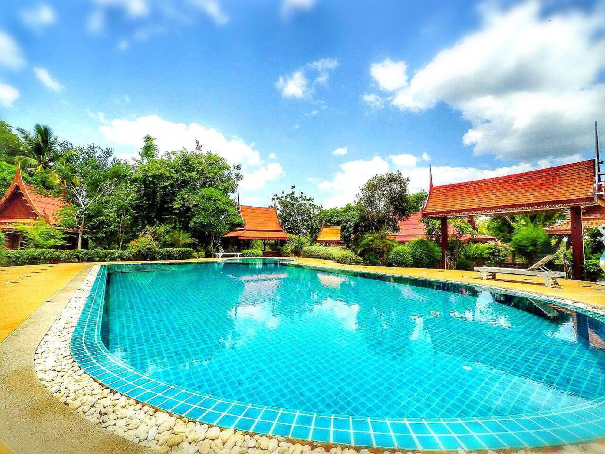 Jaroenrat Resort Samut Songkhram Extérieur photo