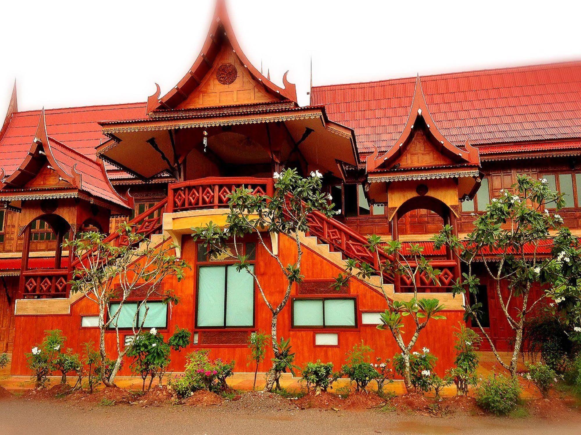 Jaroenrat Resort Samut Songkhram Extérieur photo