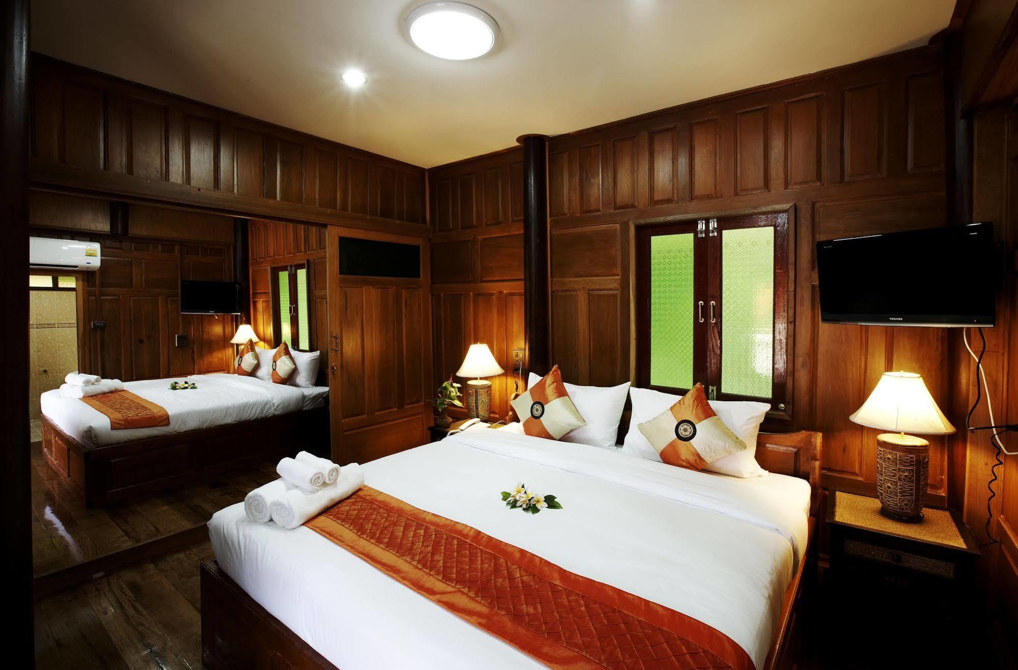 Jaroenrat Resort Samut Songkhram Extérieur photo