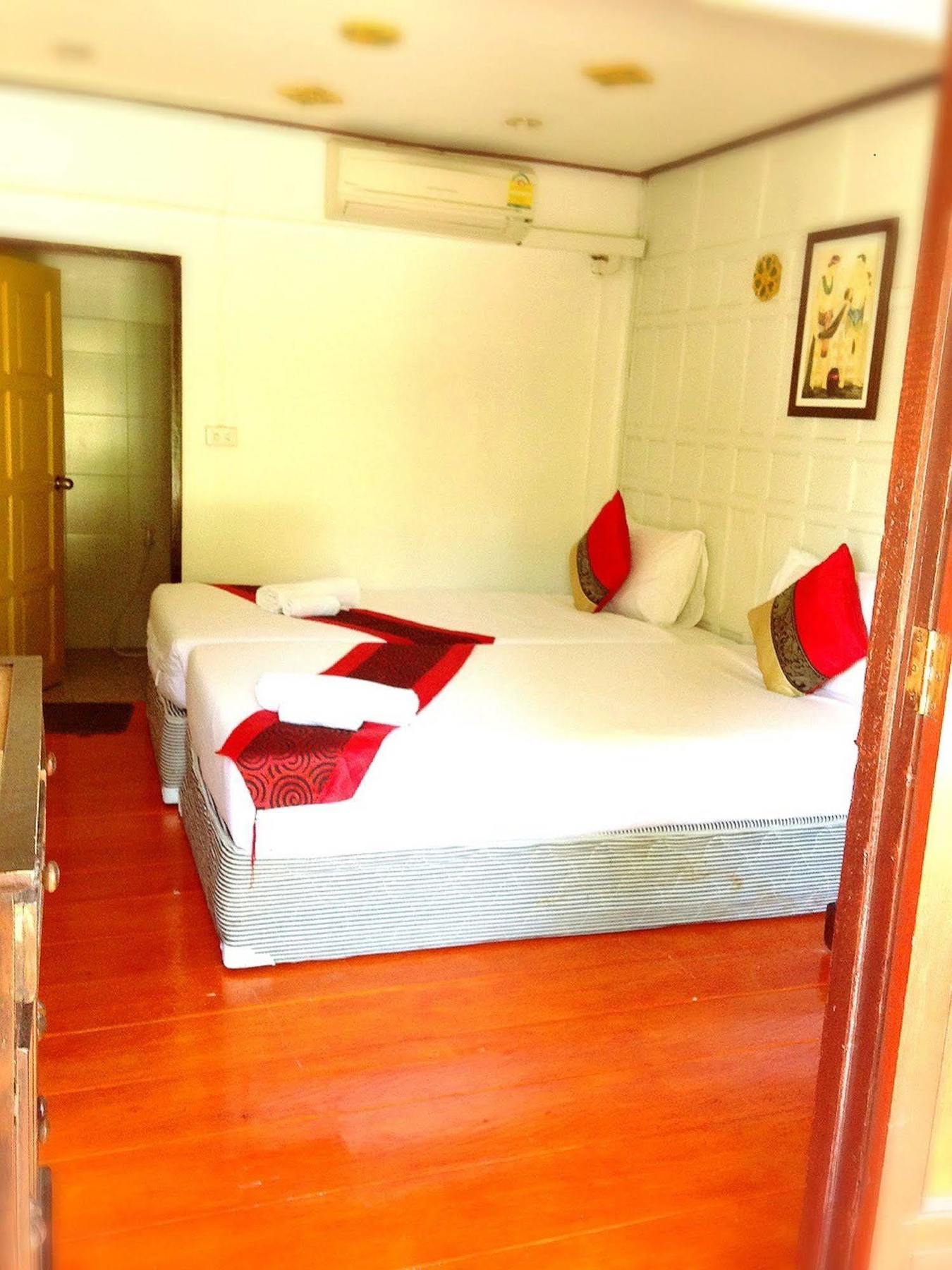 Jaroenrat Resort Samut Songkhram Extérieur photo